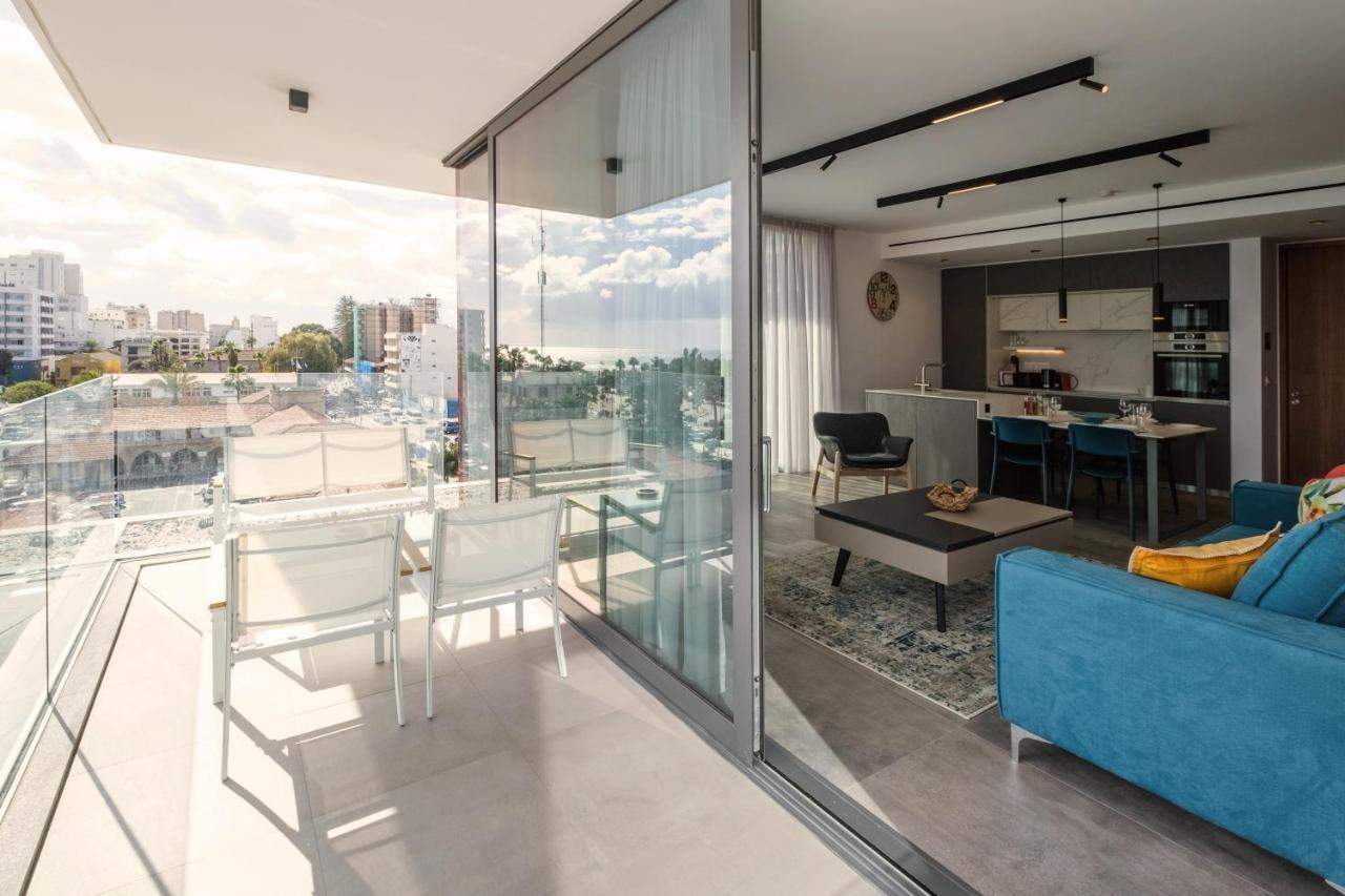 Gaia Seaview Apartment 1 Larnaca Bagian luar foto