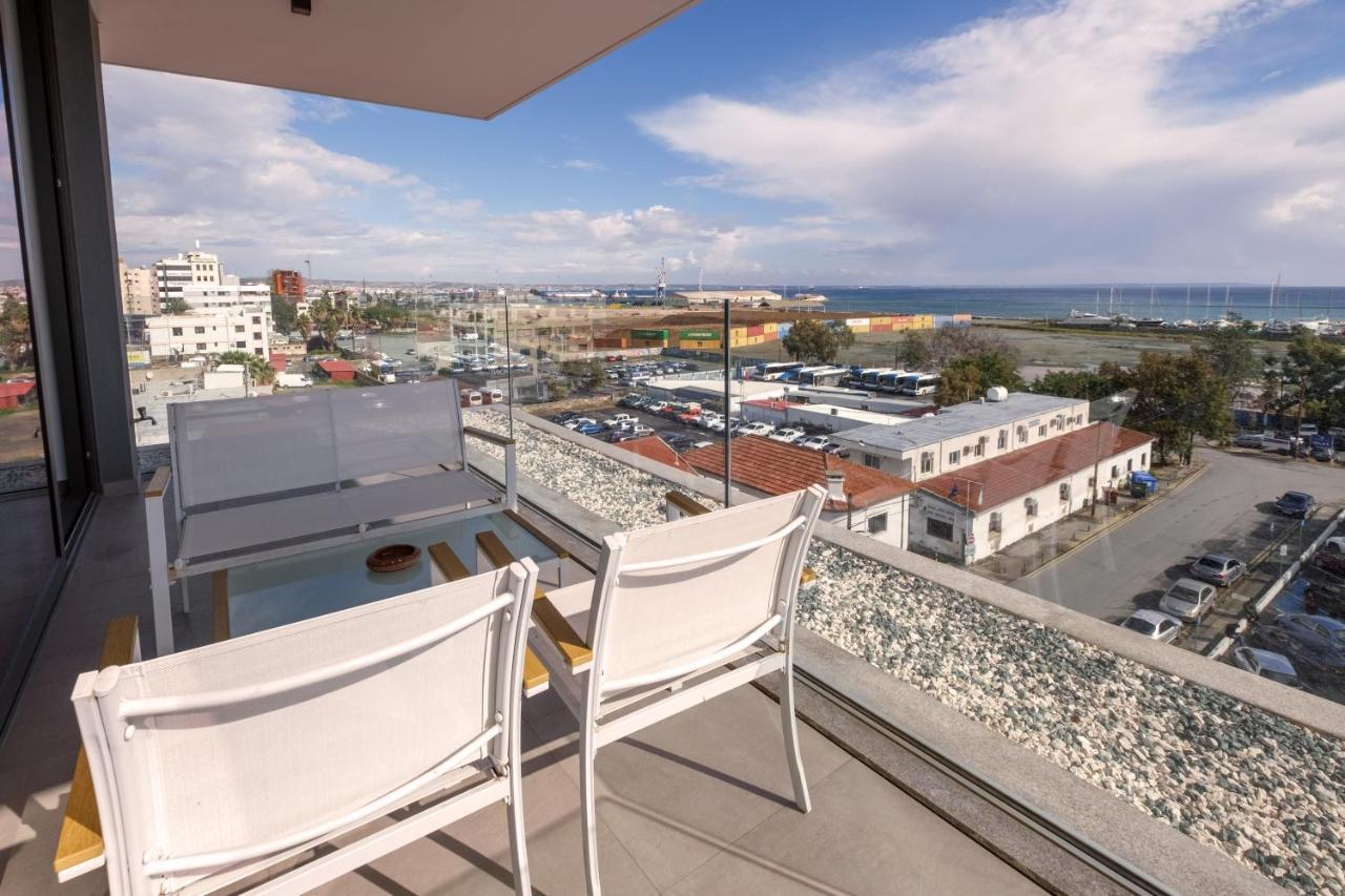 Gaia Seaview Apartment 1 Larnaca Bagian luar foto